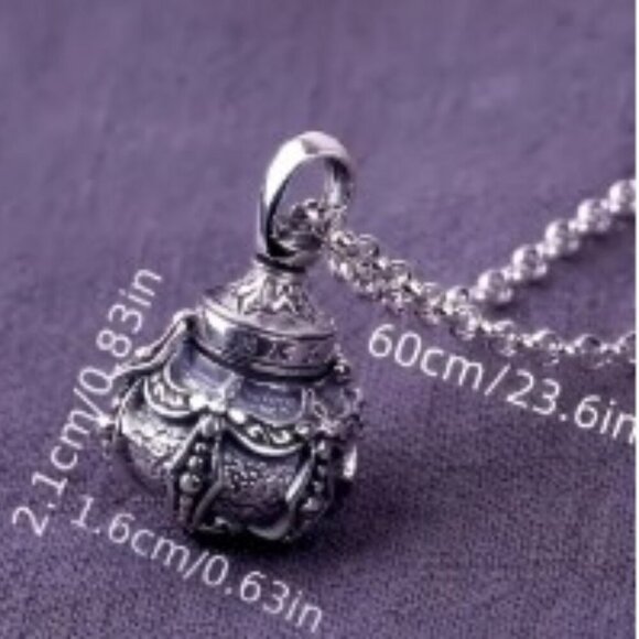 Vintage-Style Antique Silver-toneCopper Pendant Necklace w/ Openable Box - Picture 4 of 11